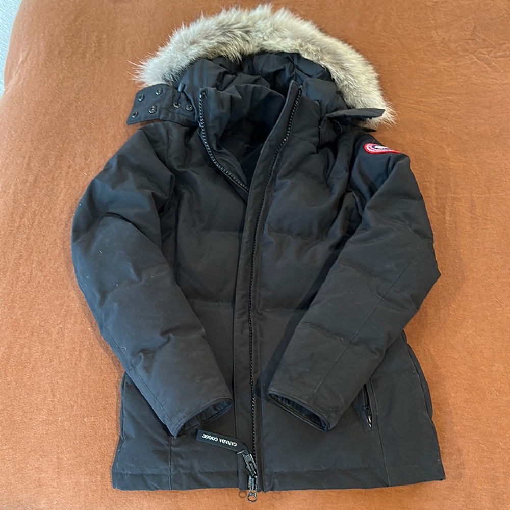 Canada Goose Black Chelsea Parka Heritage with Fur